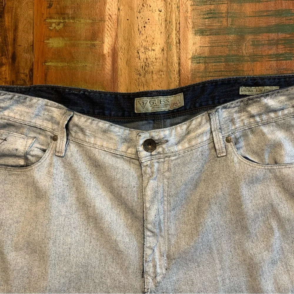 42x33 Guess jeans men Pants Painted White Denim Slim Straight Lincoln Hipster - Picture 5 of 11